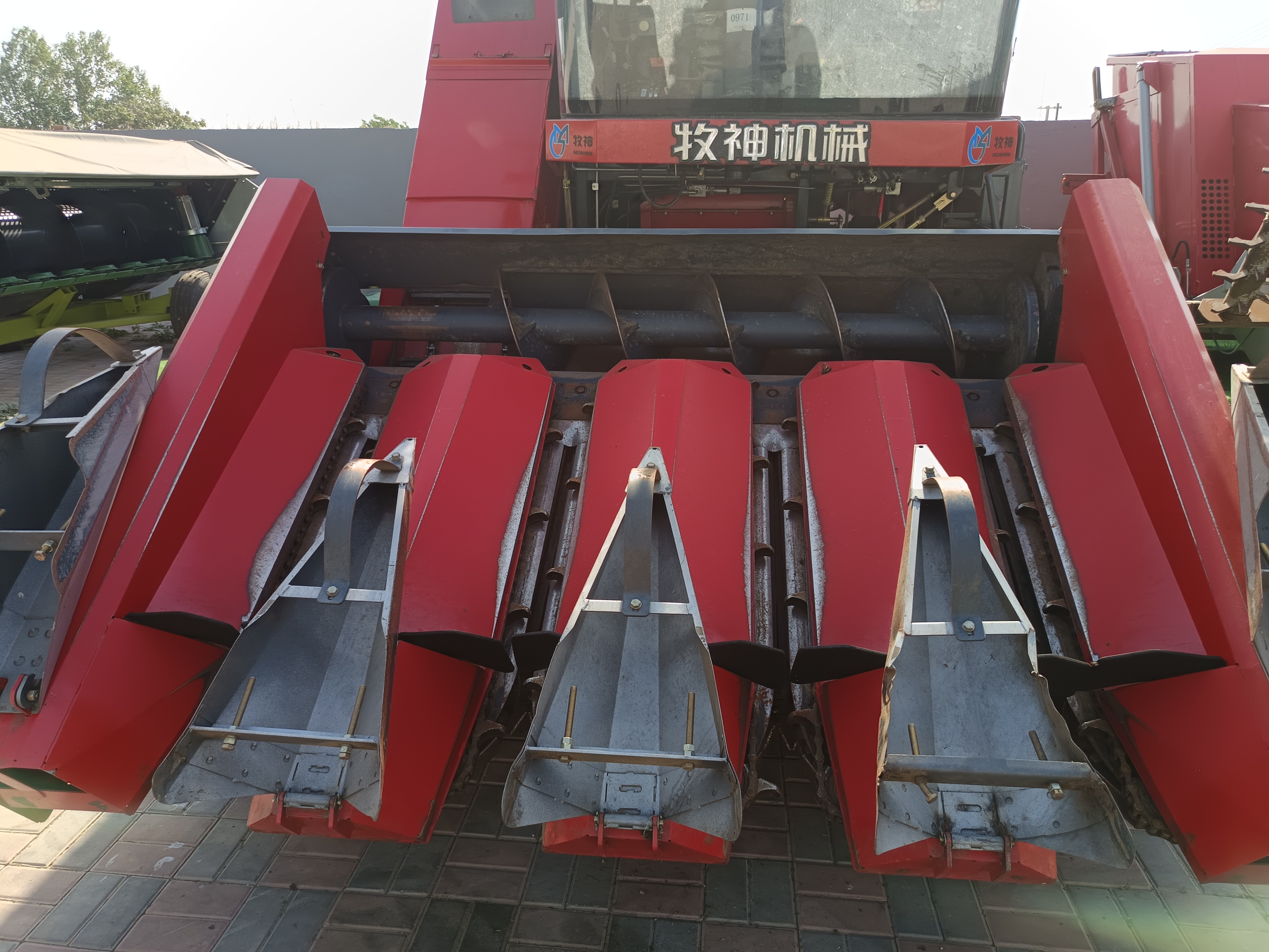 2023年新疆牧神4YZB-4E茎穗兼收双收机青贮机青储机(图2)