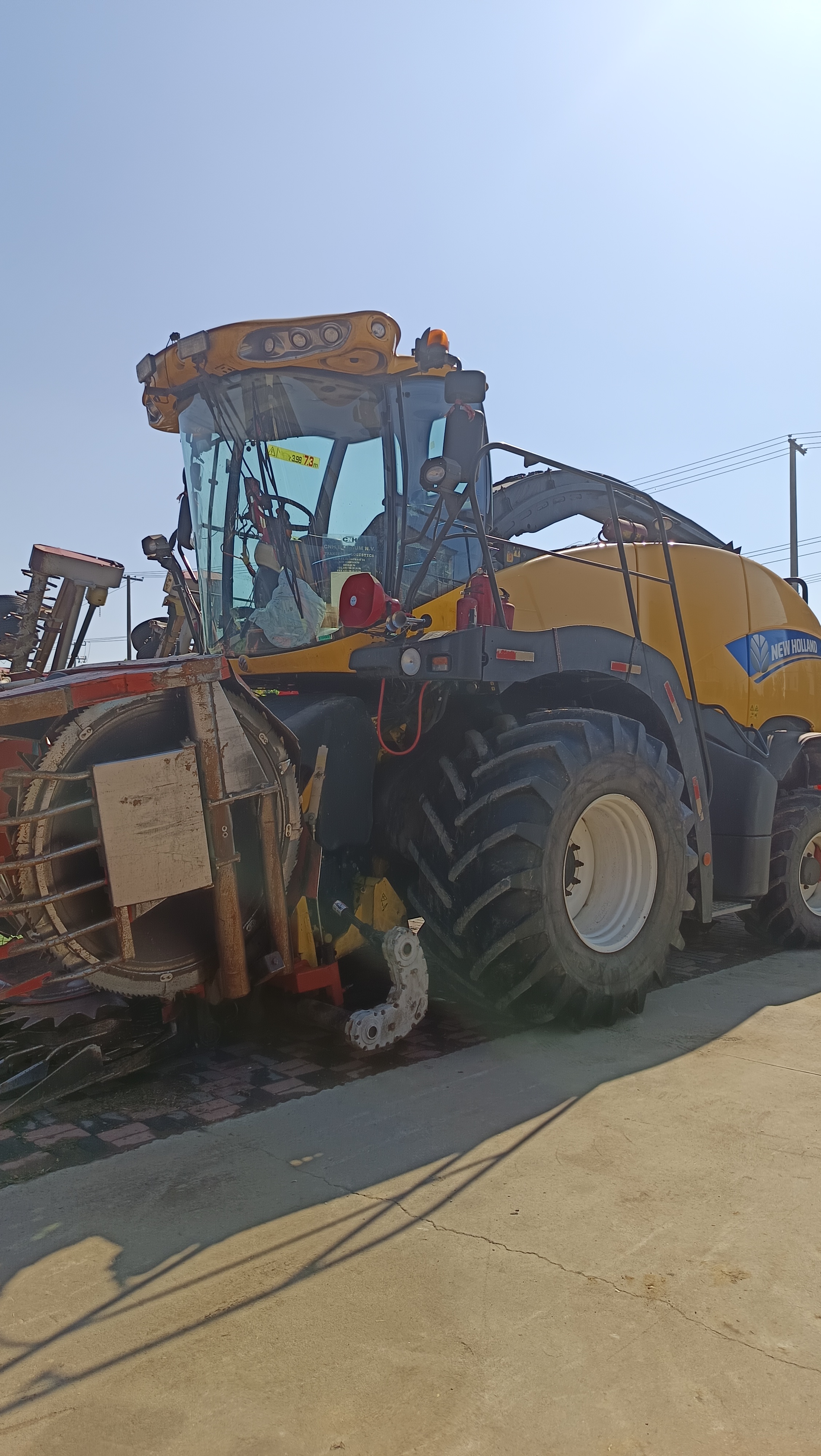 13纽荷兰FR450(图1) 13纽荷兰FR450(图1)