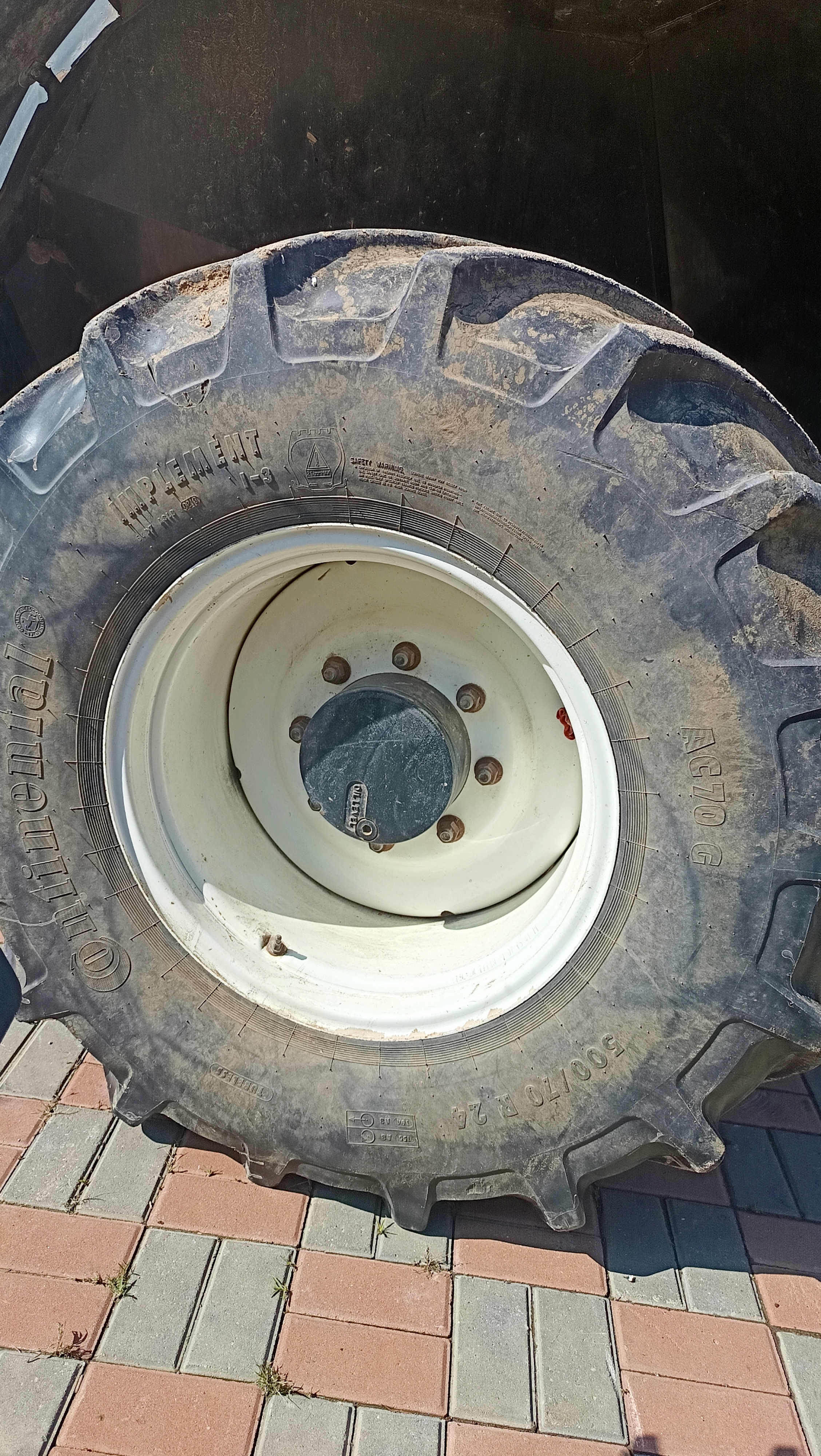 13纽荷兰FR450(图4) 13纽荷兰FR450(图4)