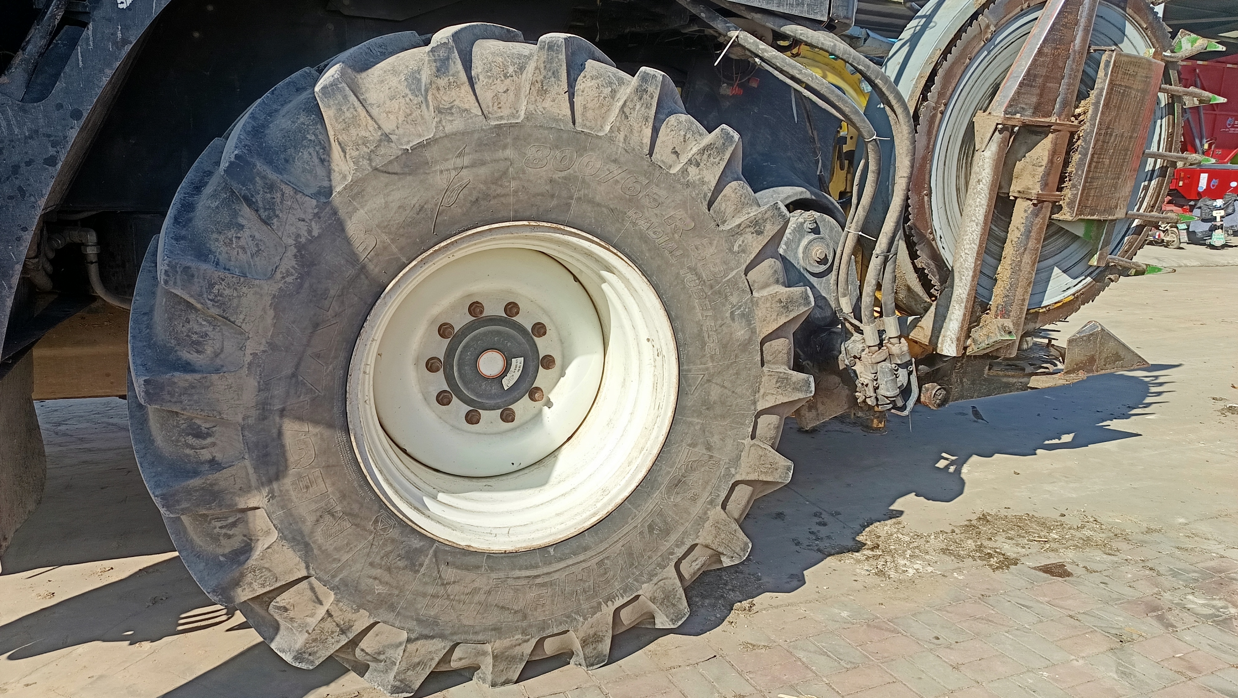 纽荷兰FR9040(500)(图17) 纽荷兰FR9040(500)(图17)