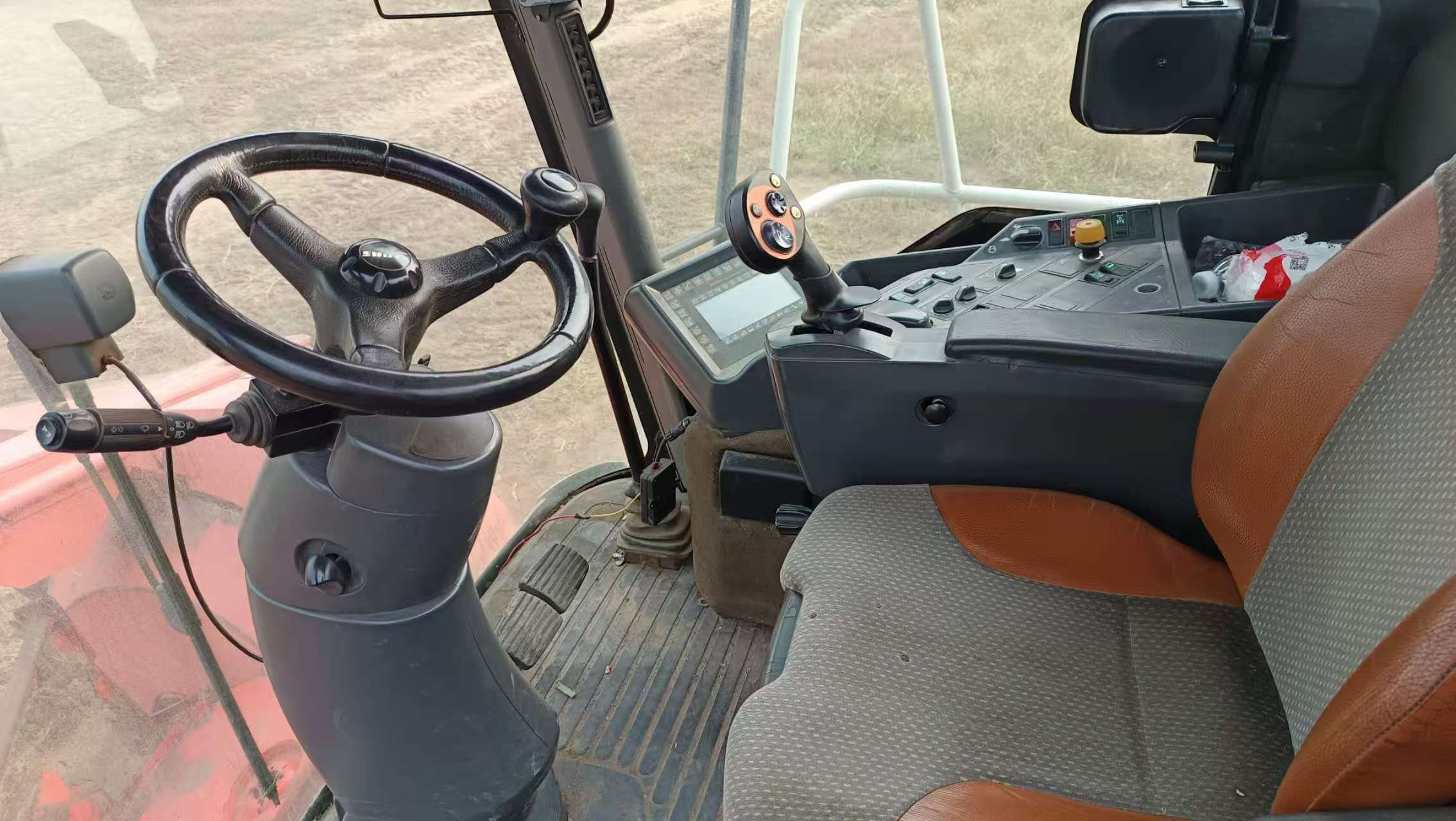 08年克拉斯890(图5) 08年克拉斯890(图5)