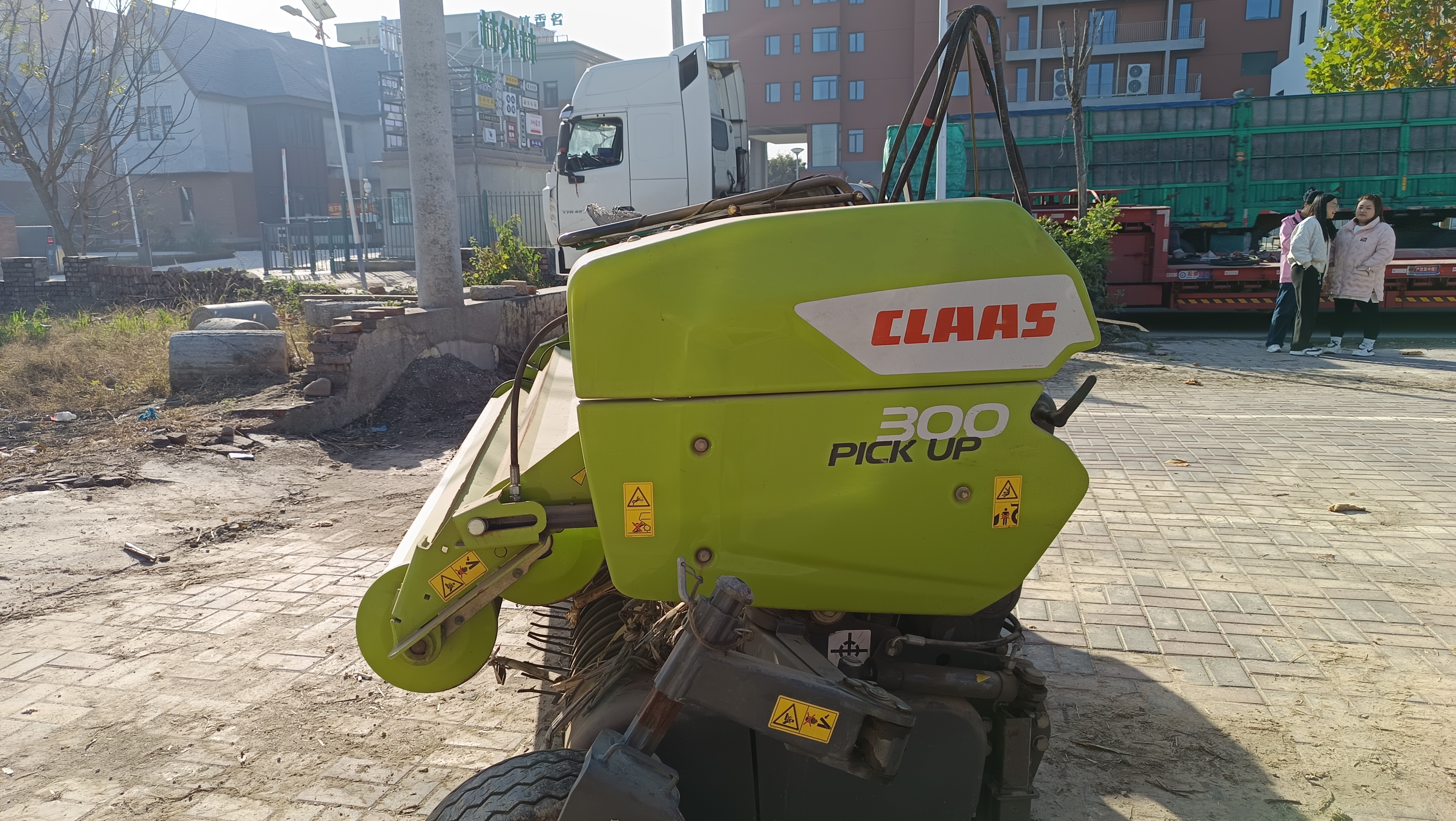 克拉斯300捡拾台(图4)